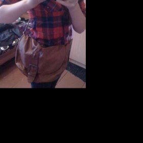 Crossbody barvy camel z Terranovy