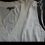 Bílá prodloužená vestička se šňůrkami na ramenou zn. Amisu - foto č. 2