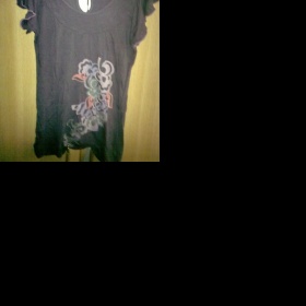 Tmavě fialové tričko s volánky, Kenvelo