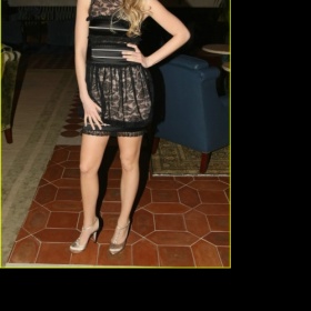 Kde sehnat podobné šaty jako má Blake Lively? 