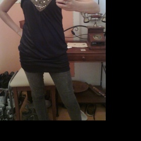 Černé šaty nebo tunika s ozdobným výstřihem zn. Tally Weijl - foto č. 1