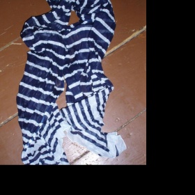 Modrobílý pruhovaný šátek z CA