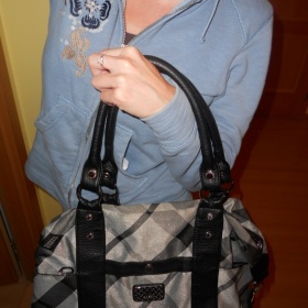 Kostkovaná šedočerná kabelka přes rameno Daiersi - foto č. 1