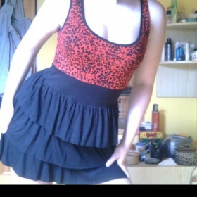 Černo - červené šatičky/tunika s leopardím vzorem C&A