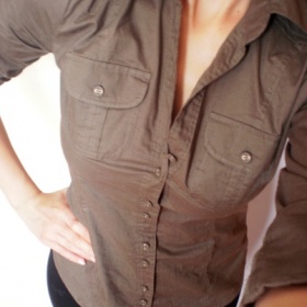 Khaki zelená košile s roll - up rukávy  Terranova