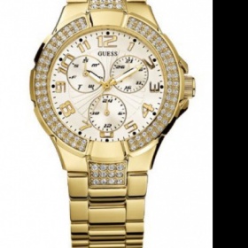 Zlaté hodinky Guess nebo Fossil