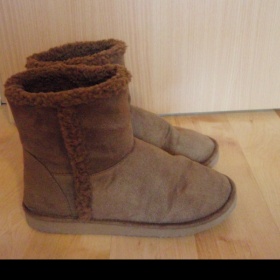 Nízké hnědé válenky H&M