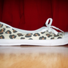 Tenisky ve stylu balerín, Next