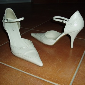 Krémové dámské společenské/svatební boty  Ryłko