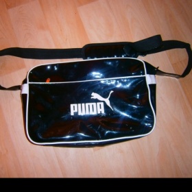Černá lesklá taška Puma - foto č. 1