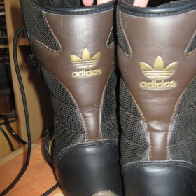Hnědo - zlaté vyšší boty Adidas - foto č. 1