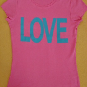 Růžové tričko Benetton