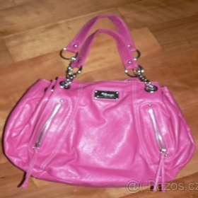 Růžová prostorná kabelka  Jane norman