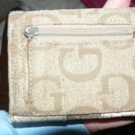 Béžová peněženka Guess original