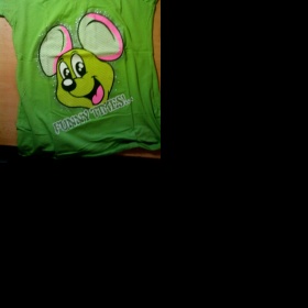 Zelené tričko s myšákem minimálně nošené od  Style Woman - foto č. 1