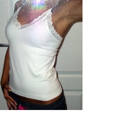 Bílý top na ramínka s krajkou