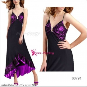 Jaké byste volily doplňky k černo - fialovým šatům?