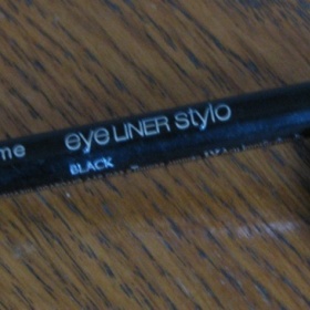 Oční linky Oriflame odstín Black