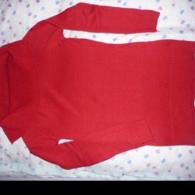 Delší svetřík y.o.u 32/34 červená