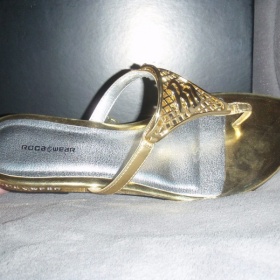 Zlaté pantofle Rocawear, vel.40 - foto č. 1