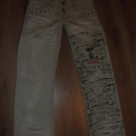 Rifle Kingz zakoupené v prodejně Mondo vel. 33/34