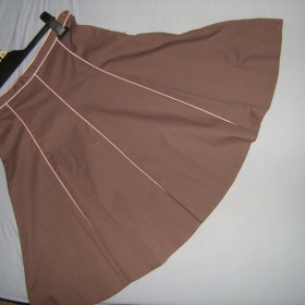 Šedá áčková sukně z Orsay