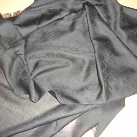 Černé Gucci shawl - foto č. 1