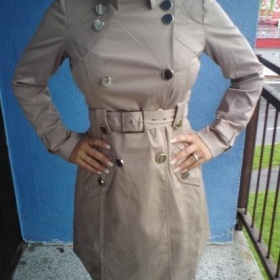 Nude/béžový kabát