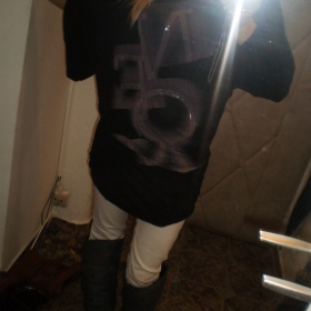 Černá tunika/šaty s flitry Reserved