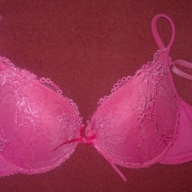 Klasická podprsenka 75B barva růžová