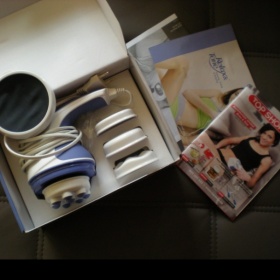 Masážní stroj Relax and Tone