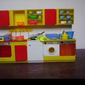 Nábytek a doplňky pro panenky - foto č. 1