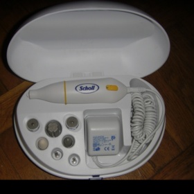 Scholl Profesionální manikúra a pedikúra DR 1380