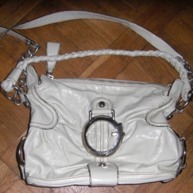 Krémová kabelka Guess