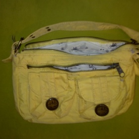 Malá žlutá kabelka Berska - accessories - foto č. 1