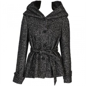 Přešití pásku u kabátu