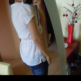 Smetanová košile s volánky s krátkým rukávem H&M - foto č. 1