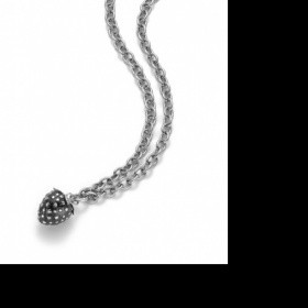 Náhrdelník s přívěskem ve tvaru jahody