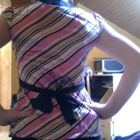 Barevná halenka s výstřihem dovoz ze zahraničí