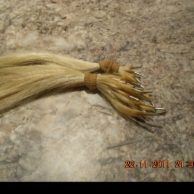 Blond středoevropské panenské vlasy