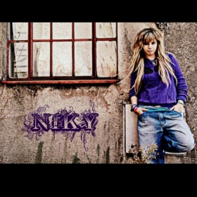 Množství barvy na 50cm dlouhé vlasy