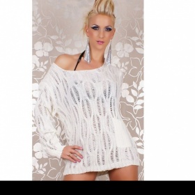 Svetr se spadlým ramenem nebo netopýřími rukávy - foto č. 1