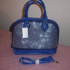 Královsky modrá semišová kabelka s kamínky + odepínatelný popruh, drhne zip