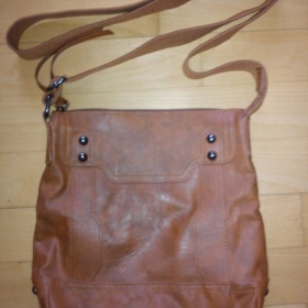 Camel crossbody Graceland