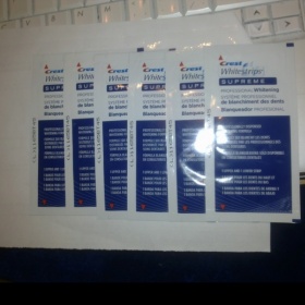 Bělící pásky na zuby Crest - foto č. 1