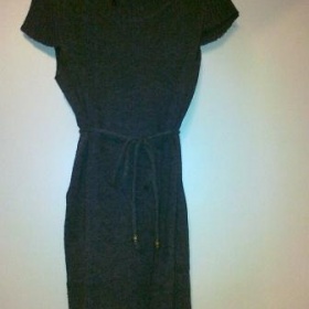 Svetrové šedé šaty