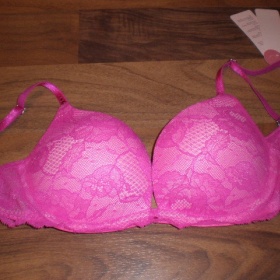 Podprsenka Victorias Secret Biofit růžová