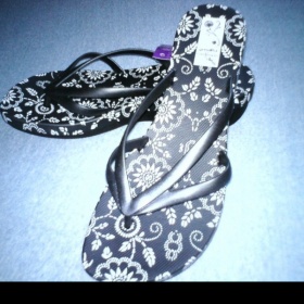 Černé žabky na klínku  Grendha