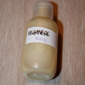 Lush Veganese - foto č. 1