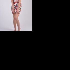 Jaké doplňky ke květovaným koktejlkám?